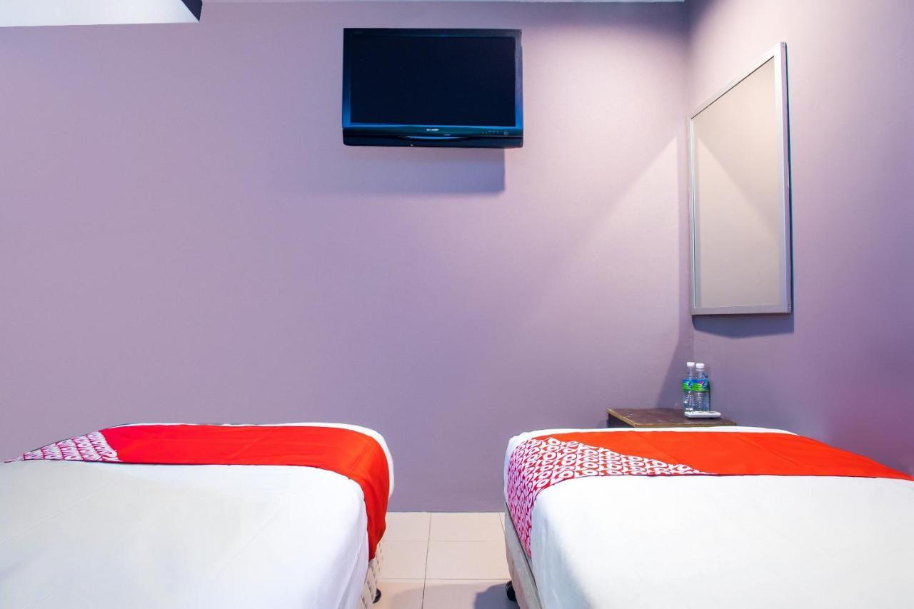 Oyo 89688 Alor Street Hotel Куала-Лумпур Экстерьер фото
