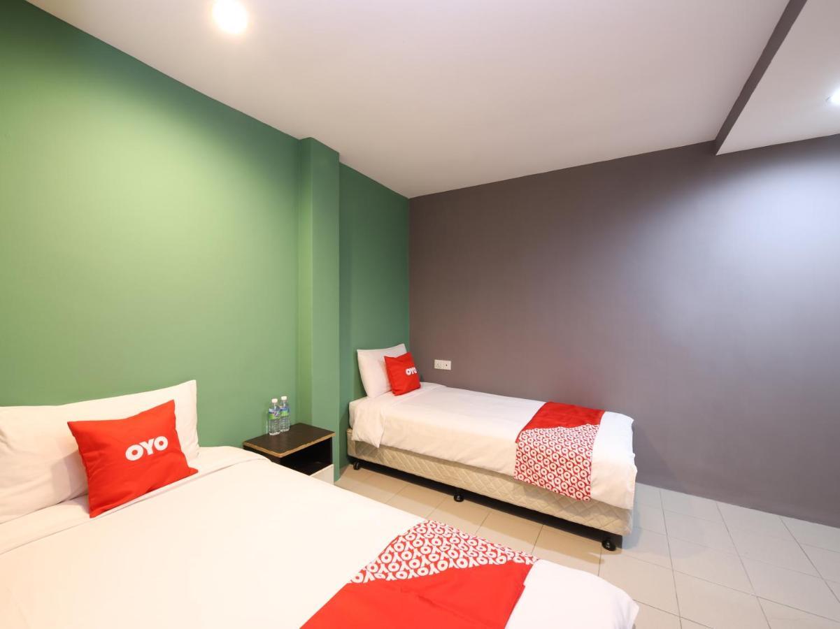 Oyo 89688 Alor Street Hotel Куала-Лумпур Экстерьер фото